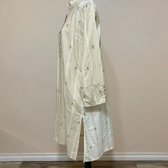 Khaadi Ivory with gold embroidery A line kurta for women Size 14 / Size Large - Picture 3 of 16